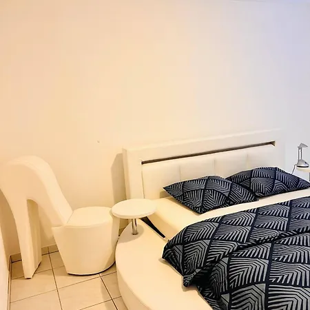 Appartement Enchanting View Of Maggiore Mountains *