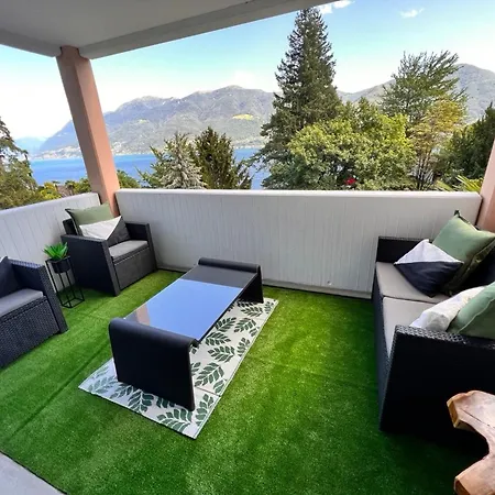 Enchanting View Of Maggiore Mountains Appartement Brissago